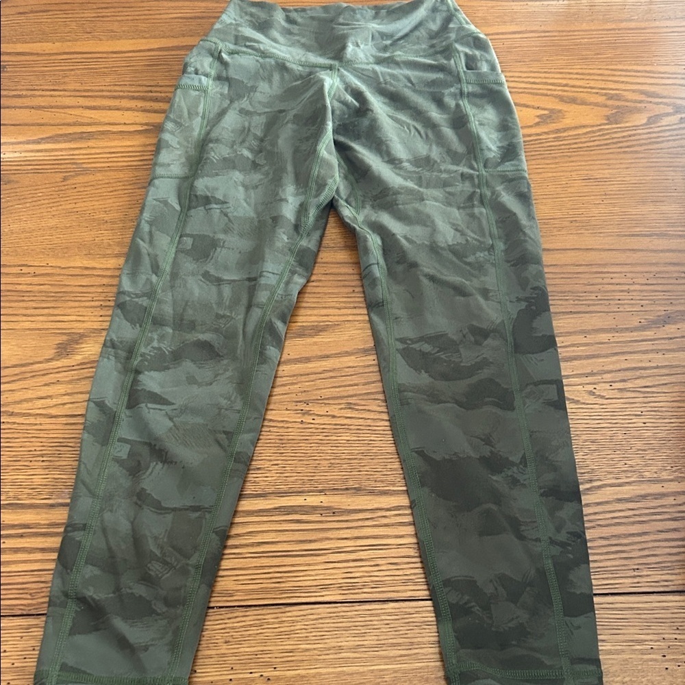 Green Camouflage Leggings